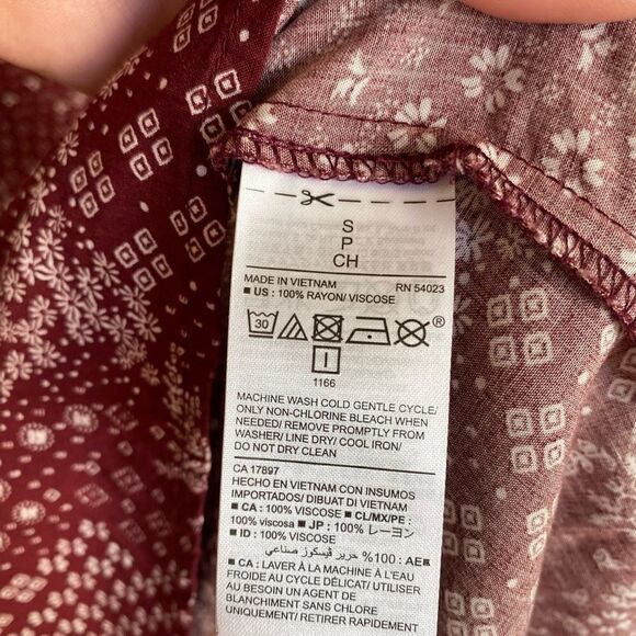 Old Navy Maroon Floral Dress Size Small - Picture 5 of 6
